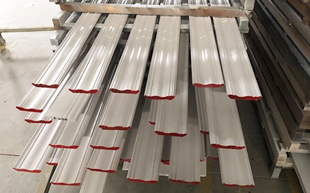 https://senlian.huaqiutong.com/wp-content/uploads/2026/05/4-high-quality-coating-for-narrow-materials.webp
